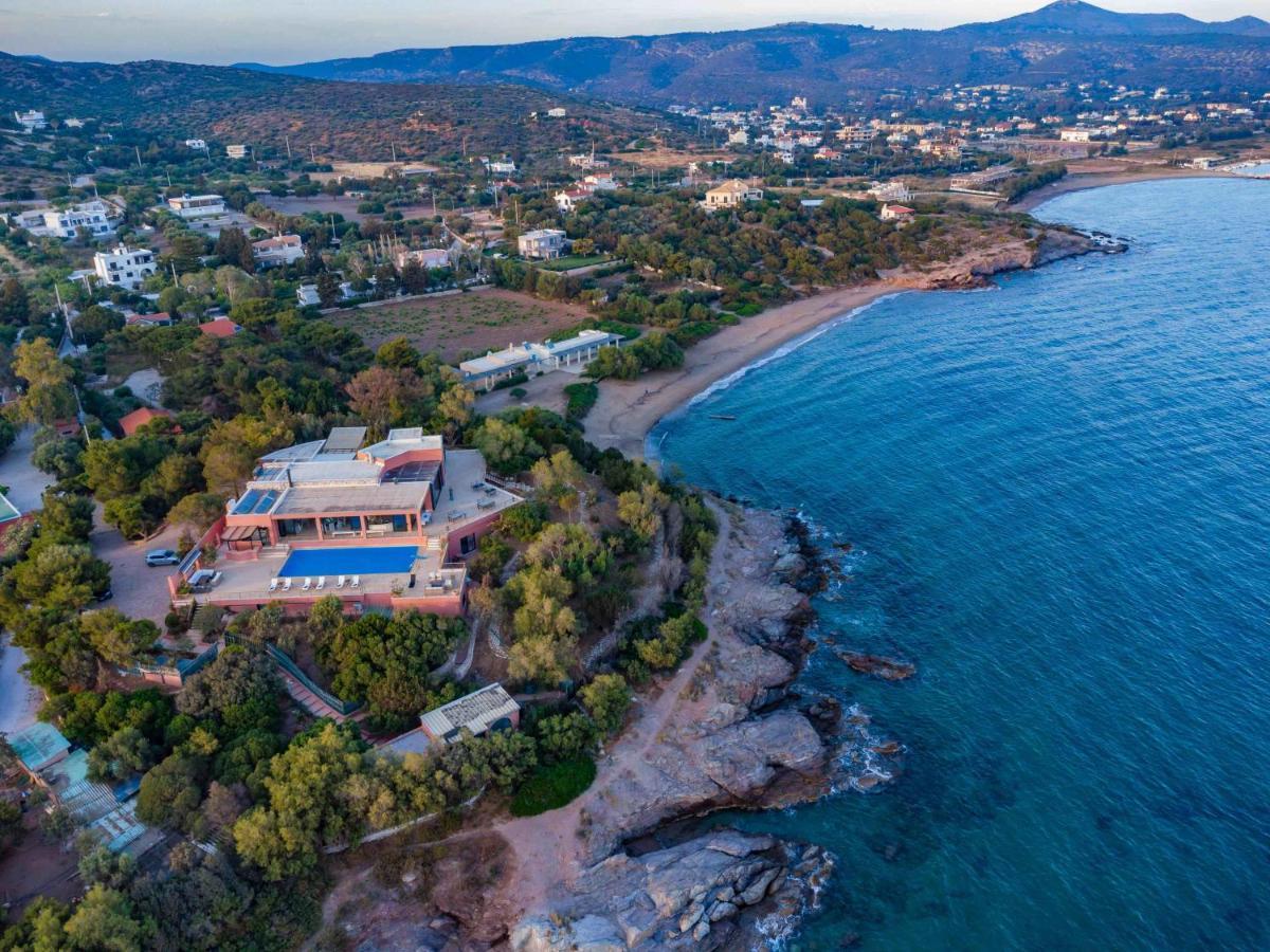 Black Diamond Beachfront Pool Villa Pasithea In Sounio, Athens Sounion Exterior photo
