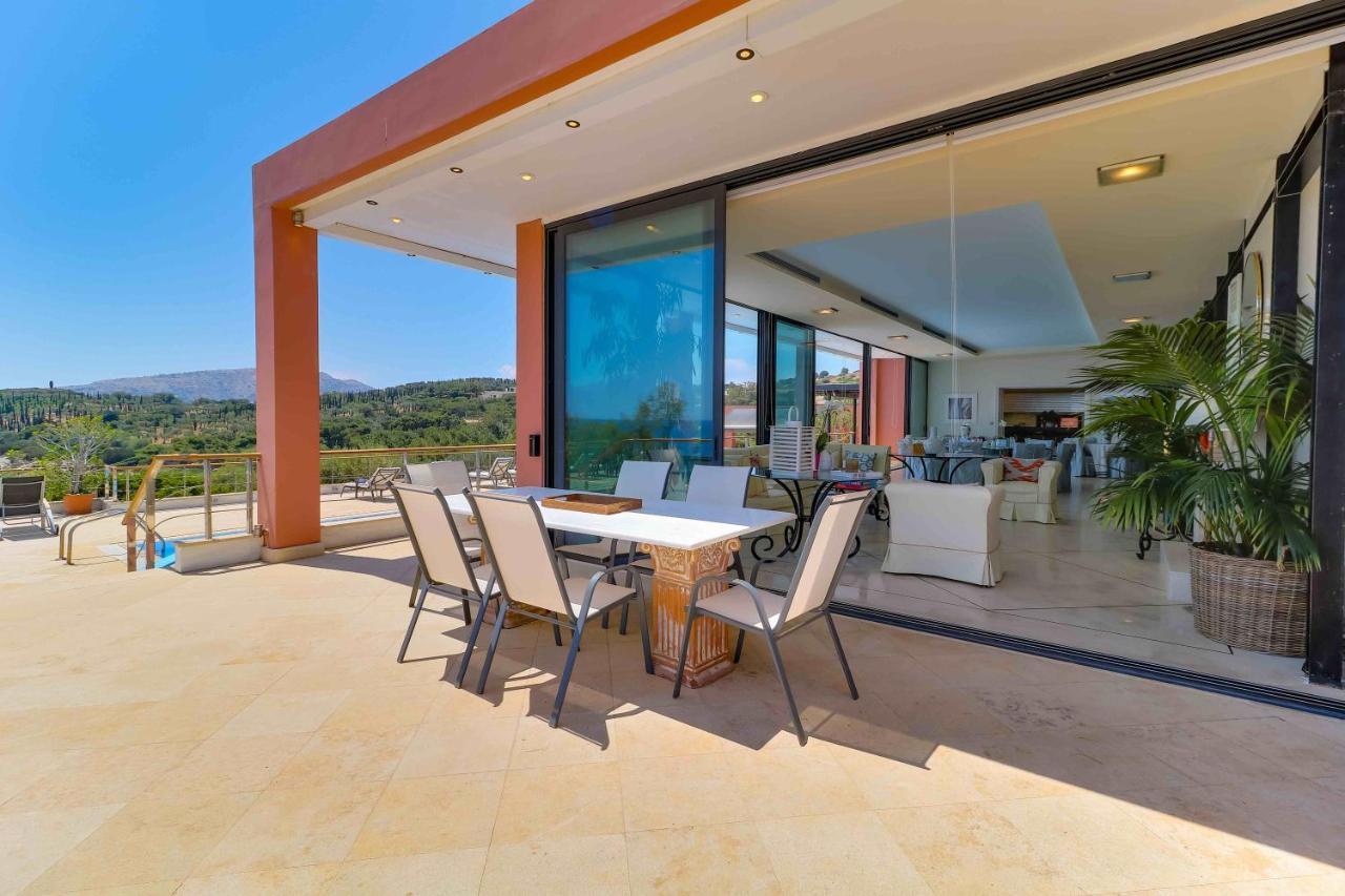 Black Diamond Beachfront Pool Villa Pasithea In Sounio, Athens Sounion Exterior photo