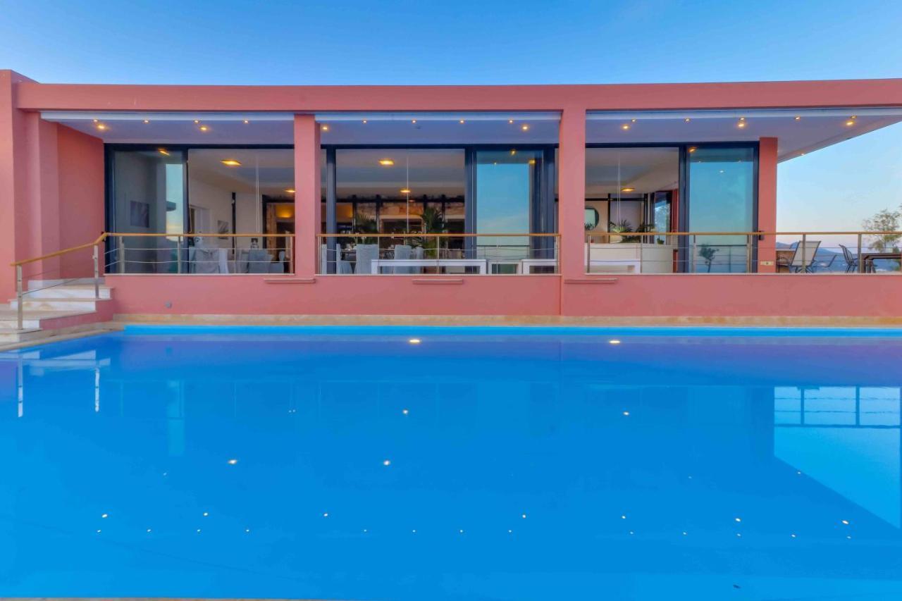 Black Diamond Beachfront Pool Villa Pasithea In Sounio, Athens Sounion Exterior photo