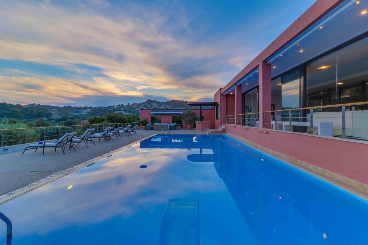 Black Diamond Beachfront Pool Villa Pasithea In Sounio, Athens Sounion Exterior photo