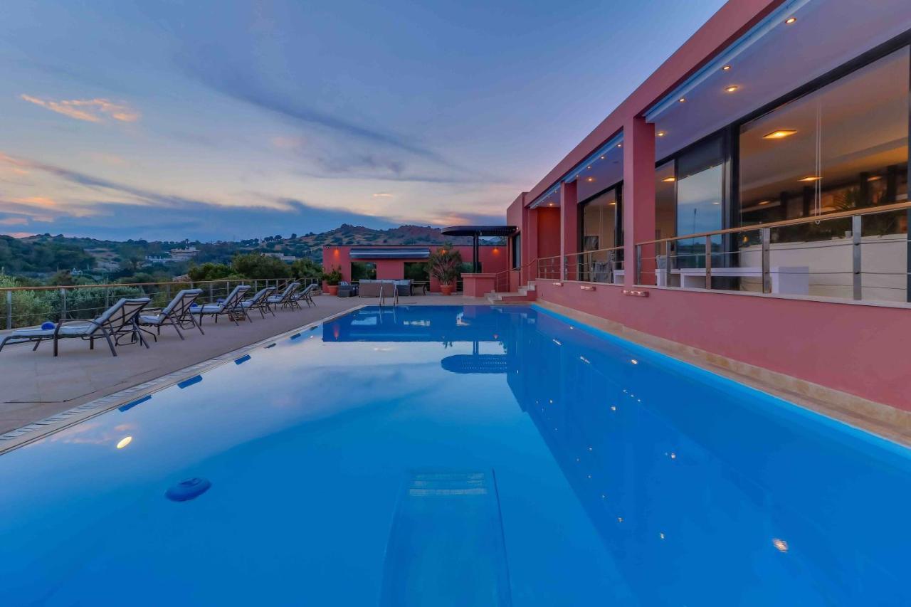 Black Diamond Beachfront Pool Villa Pasithea In Sounio, Athens Sounion Exterior photo